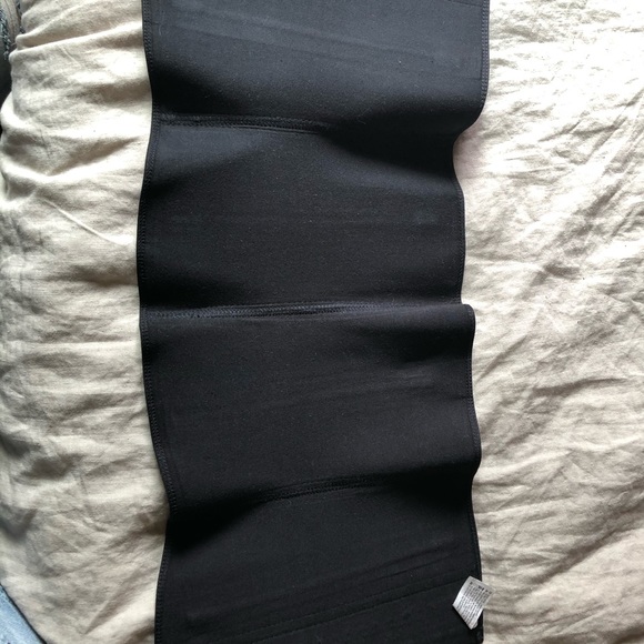 Angel Curves Waist Trainer Never worn Extra Small - Picture 2 of 3